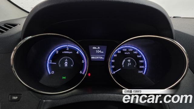 Hyundai Tucson ix Diesel 2WD LX20 Smart-Pack 2012 — фото 8