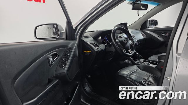 Hyundai Tucson ix Diesel 2WD LX20 Smart-Pack 2012 — фото 10