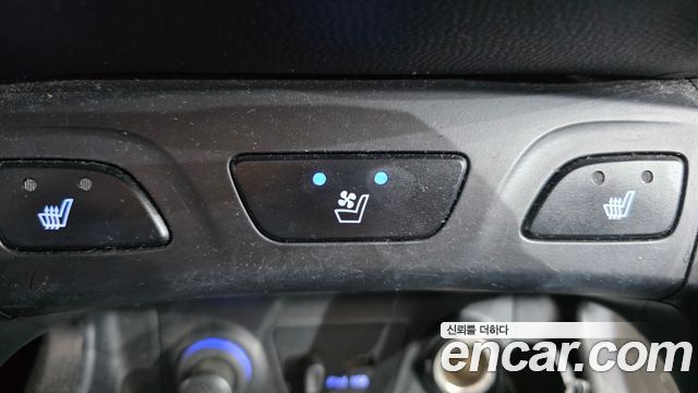 Hyundai Tucson ix Diesel 2WD LX20 Smart-Pack 2012 — фото 16