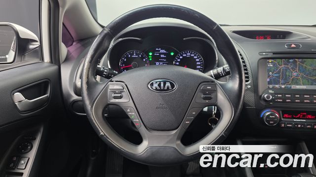 Kia K3 Luxury 2015 — фото 13