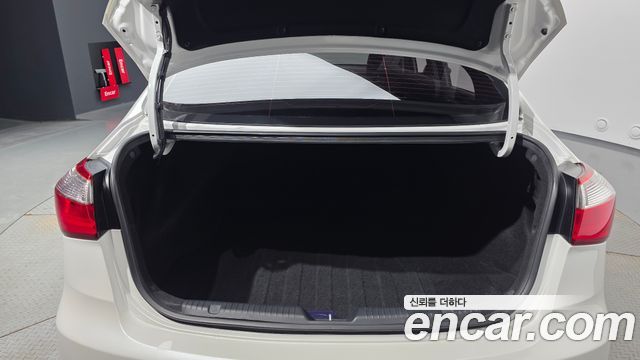 Kia K3 Luxury 2015 — фото 16
