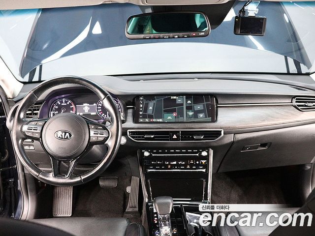 Kia K7 Premier 2.5 GDI Noblesse 2020 — фото 16