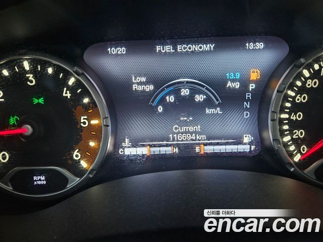 Jeep Renegade 2.0 Diesel Limited AWD 2018 — фото 15