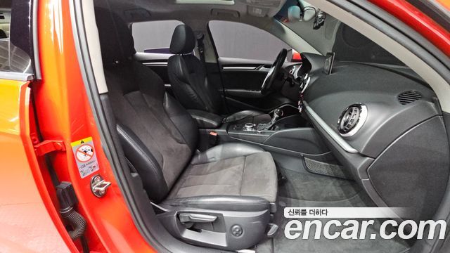 Audi A3 35 TDI Dynamic Sportback Sport Edition 8V 2015 — фото 11