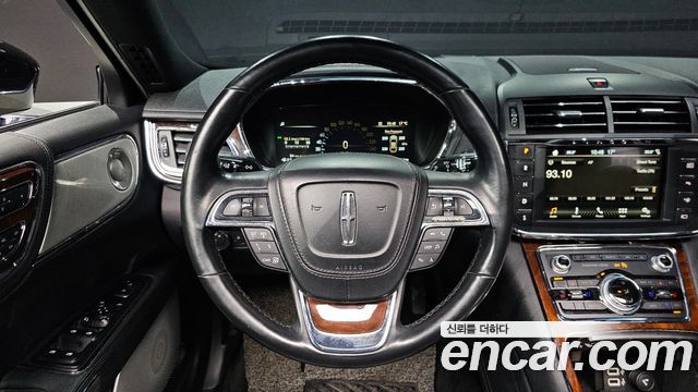 Lincoln Continental (X) 3.0 AWD 2017 — фото 13