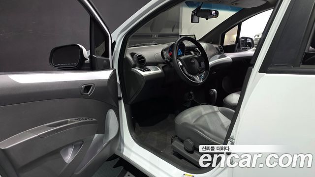 Chevrolet Spark LS+ 2015 — фото 8