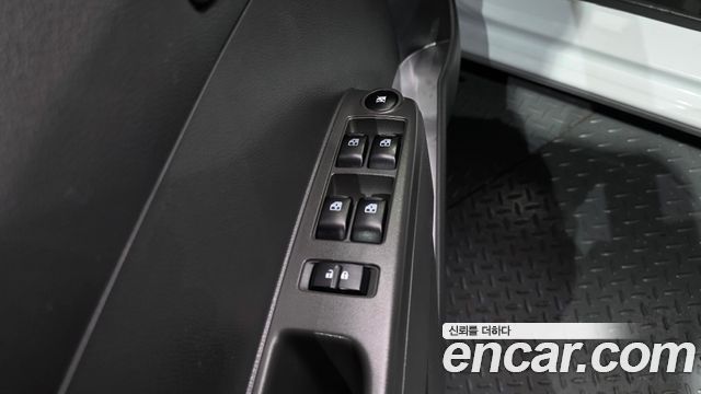 Chevrolet Spark LS+ 2015 — фото 10