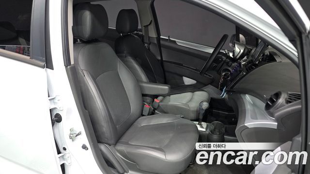 Chevrolet Spark LS+ 2015 — фото 20