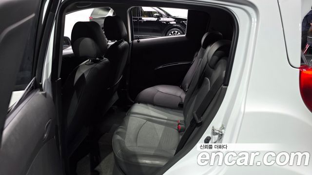 Chevrolet Spark LS+ 2015 — фото 21