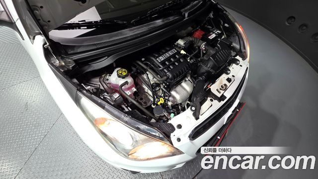Chevrolet Spark LS+ 2015 — фото 24