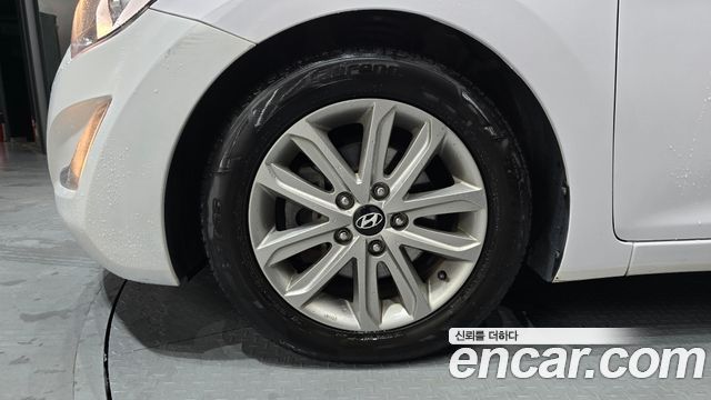 Hyundai Avante 1.6 VGT Modern Standard 2014 — фото 5