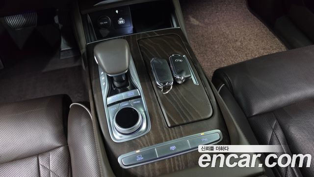 Kia K9 3.8 GDI AWD Grand Platinum 2019 — фото 9