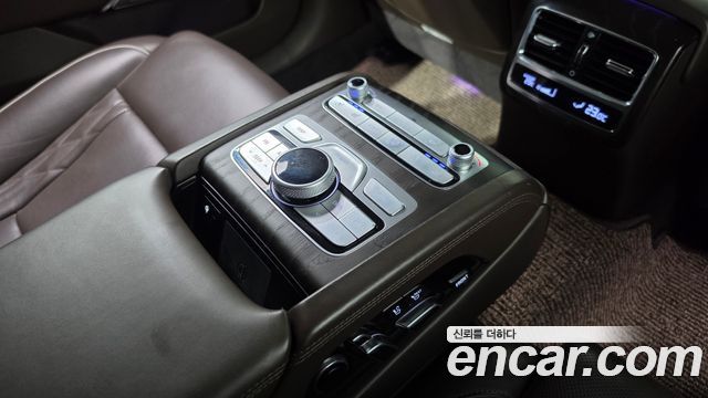 Kia K9 3.8 GDI AWD Grand Platinum 2019 — фото 17