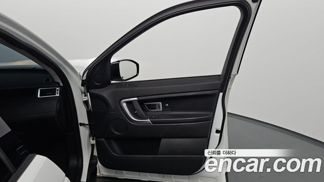 Land Rover Discovery Sport 2.0 TD4 SE (150PS) 2019 — фото 30