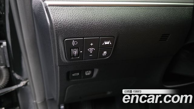 Kia K5 Hybrid (III) Prestige 2023 — фото 18