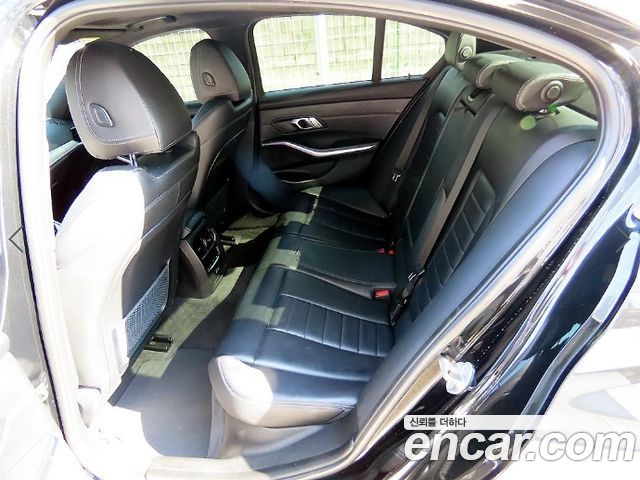 BMW 3 Series (G20) 330e M Sport 2021 — фото 6