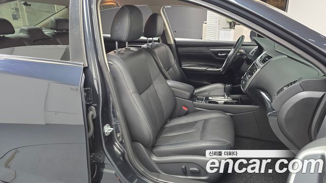 Nissan Altima 2.5 Smart L33 2017 — фото 12