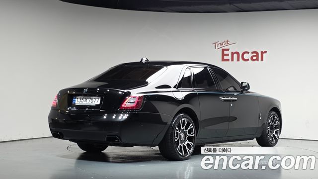 Rolls-Royce Ghost (II) 6.7 V12 Black Badge 2023 — фото 2