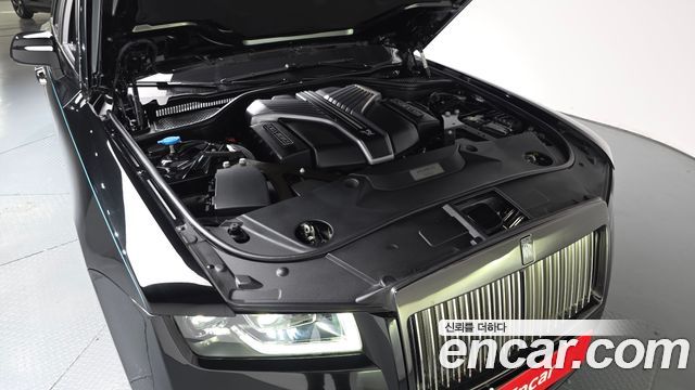 Rolls-Royce Ghost (II) 6.7 V12 Black Badge 2023 — фото 6