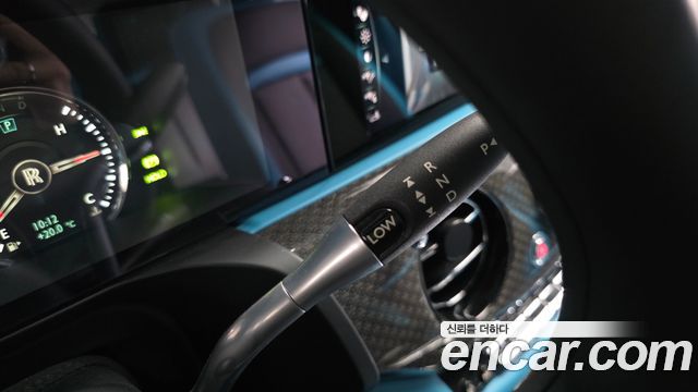Rolls-Royce Ghost (II) 6.7 V12 Black Badge 2023 — фото 9