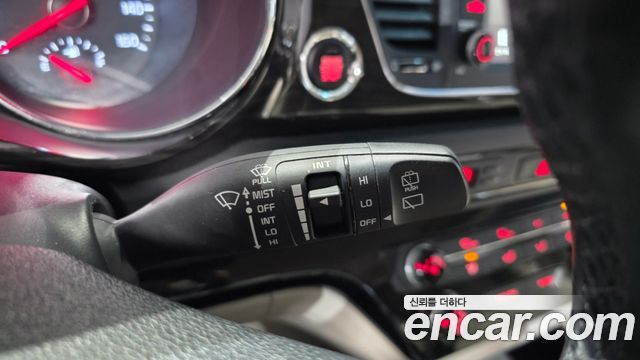 Kia Carnival 9-Seater Prstige 2019 — фото 30