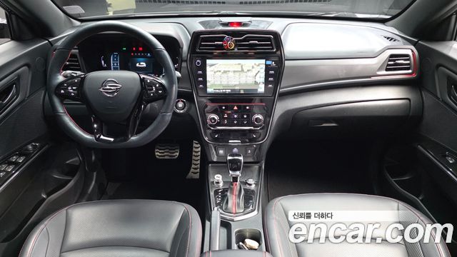 KG Mobility (SsangYong) Very New Tivoli Gasoline 1.5 2WD R-PLUS Black 2022 — фото 7