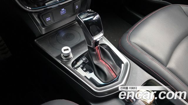 KG Mobility (SsangYong) Very New Tivoli Gasoline 1.5 2WD R-PLUS Black 2022 — фото 9