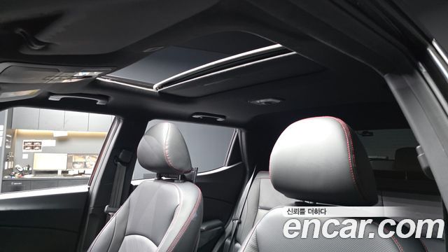 KG Mobility (SsangYong) Very New Tivoli Gasoline 1.5 2WD R-PLUS Black 2022 — фото 18