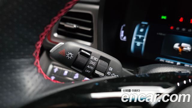 KG Mobility (SsangYong) Very New Tivoli Gasoline 1.5 2WD R-PLUS Black 2022 — фото 29