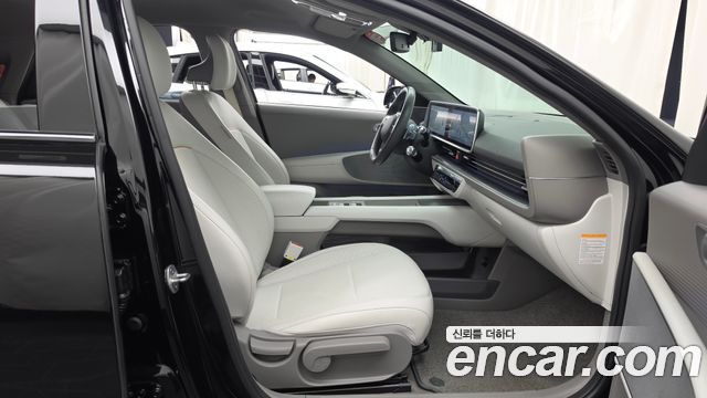Hyundai Ioniq 6 Long Range AWD Exclusive + 2023 — фото 11