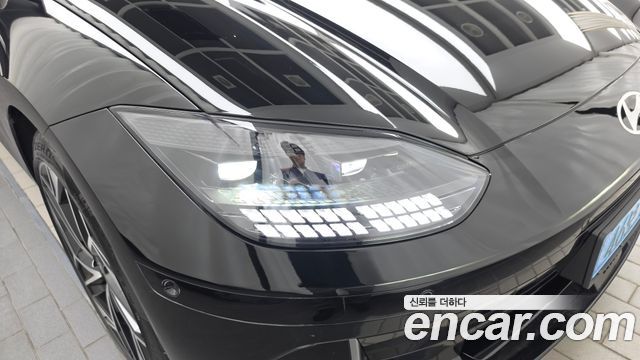 Hyundai Ioniq 6 Long Range AWD Exclusive + 2023 — фото 22