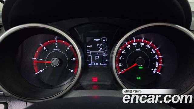 KG Mobility (SsangYong) Tivoli Air Diesel IX 2WD 2016 — фото 8