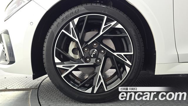 Kia K5 Hybrid (III) Signature 2025 — фото 5
