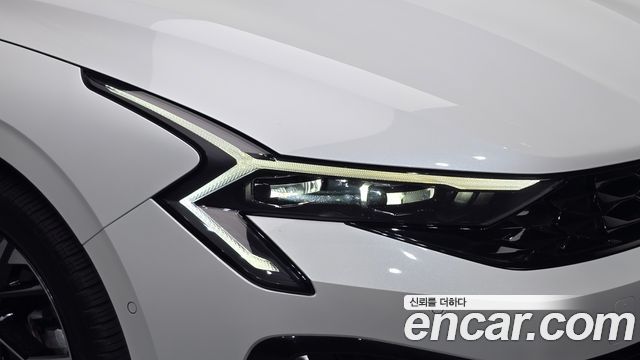 Kia K5 Hybrid (III) Signature 2025 — фото 22