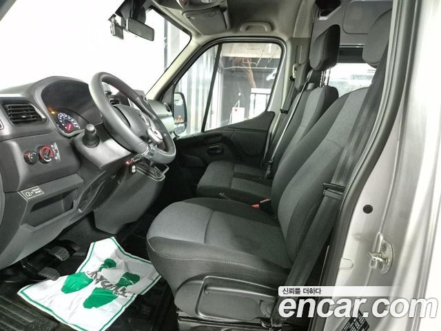 Renault Korea Master 2.3 15-Seater 2020 — фото 15
