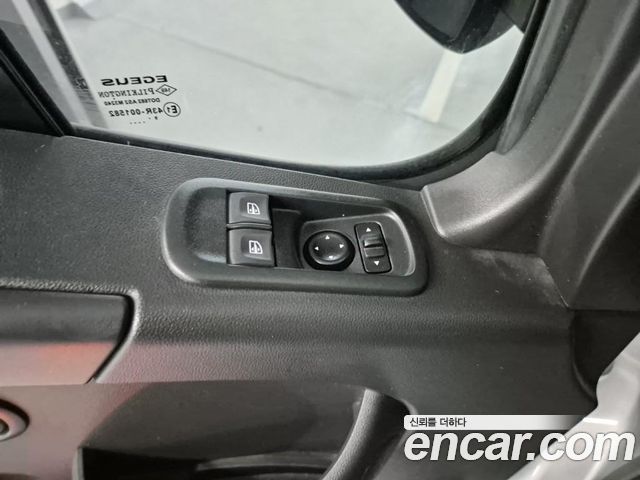 Renault Korea Master 2.3 15-Seater 2020 — фото 21