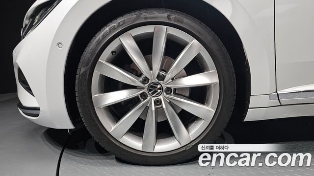 Volkswagen Arteon 2.0 TDI Prestige 2023 — фото 5