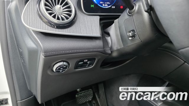 Mercedes-Benz EQE SUV (X294) EQE500 4MATIC 2023 — фото 27