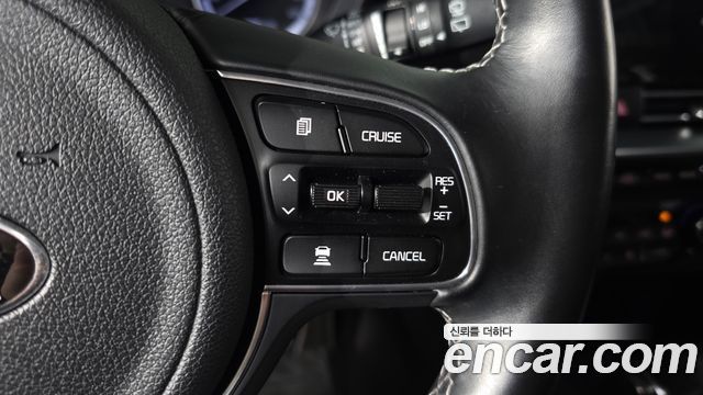Kia Niro 1.6 HEV Prestige 2020 — фото 16