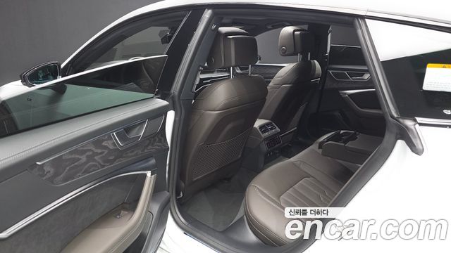 Audi A7 (4K) 55 TFSI Quattro Premium 2025 — фото 26