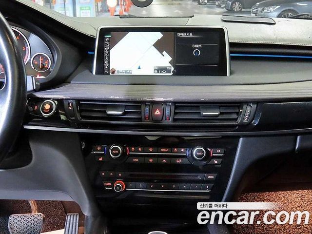 BMW X5 (F15) xDrive 30d 2015 — фото 15