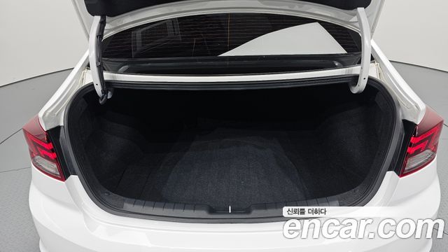 Hyundai Avante (AD) 1.6 Smart 2020 — фото 20
