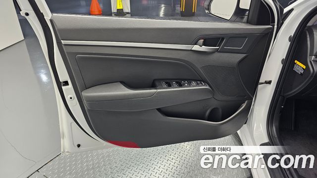 Hyundai Avante (AD) 1.6 Smart 2020 — фото 24