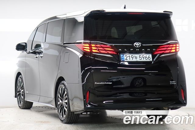 Toyota Alphard (IV) 2.5 HEV Executive AWD 2024 — фото 2