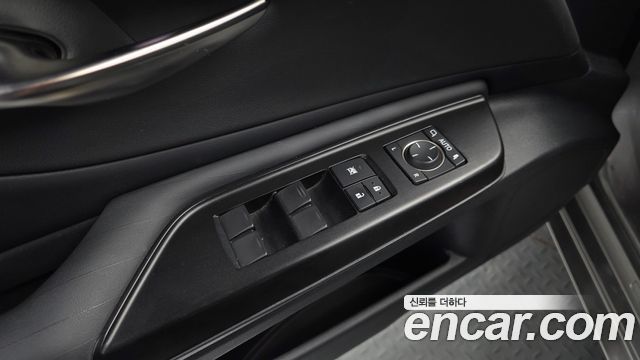 Lexus ES300h (VII) Luxury Plus 2019 — фото 27