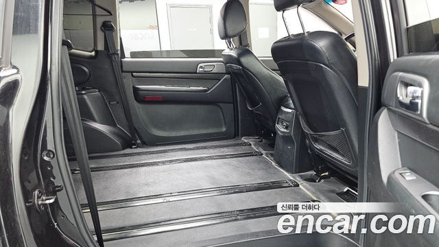 KG Mobility (SsangYong) Korando Turismo 4WD Outdoor Edition 9-seater 2018 — фото 11