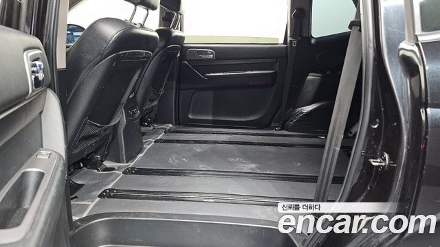 KG Mobility (SsangYong) Korando Turismo 4WD Outdoor Edition 9-seater 2018 — фото 12