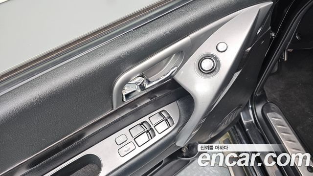 KG Mobility (SsangYong) Korando Turismo 4WD Outdoor Edition 9-seater 2018 — фото 13