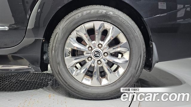 KG Mobility (SsangYong) Korando Turismo 4WD Outdoor Edition 9-seater 2018 — фото 21