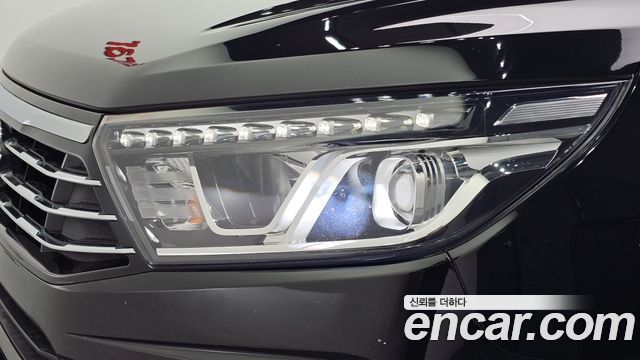 KG Mobility (SsangYong) Korando Turismo 4WD Outdoor Edition 9-seater 2018 — фото 22